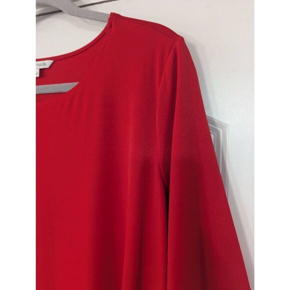 John‎ Mark Asymmetrical Blouse women's size Large red short sleeve tunic - Picture 2 of 6